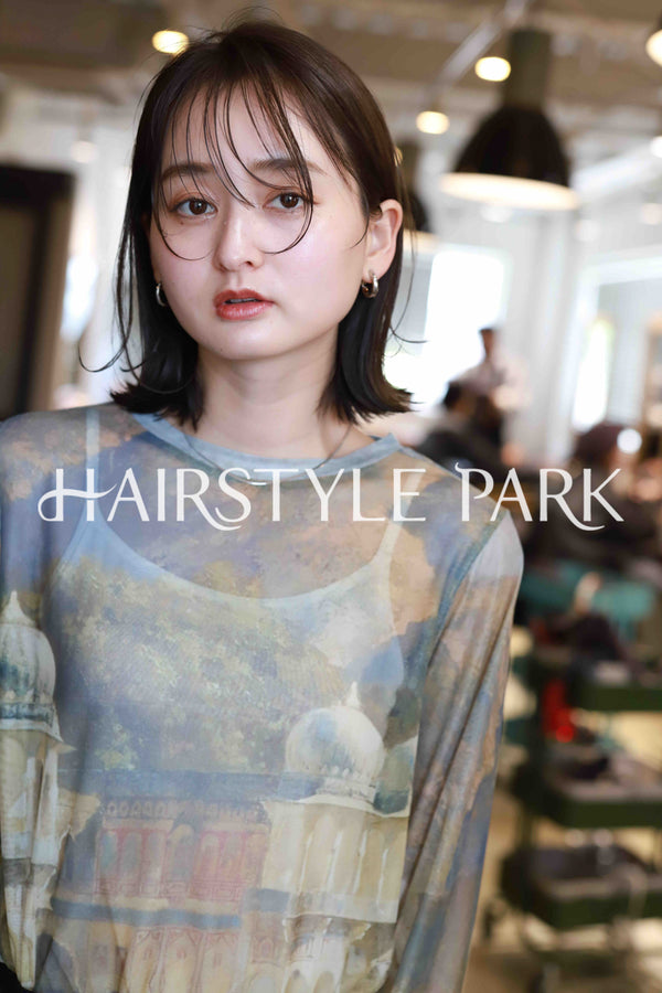 ヘアスタイル写真PhotoNo:382-3 (1) [ミディアム,レディース,ナチュラル,クール / かっこいい,カット,カラー,縦型 ]
