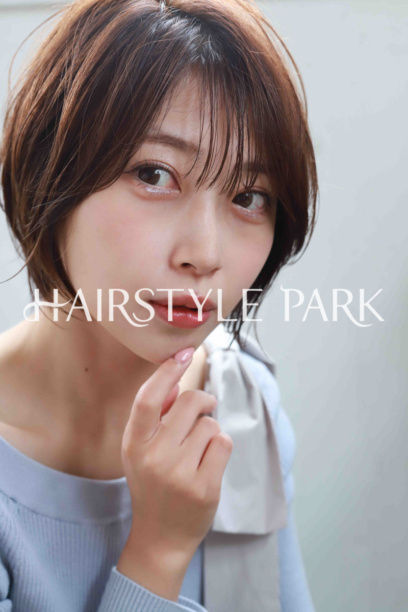 ヘアスタイル写真PhotoNo:514-1 (22) [ショート,レディース,ナチュラル,オフィス / コンサバ,カット,カラー,縦型 ]