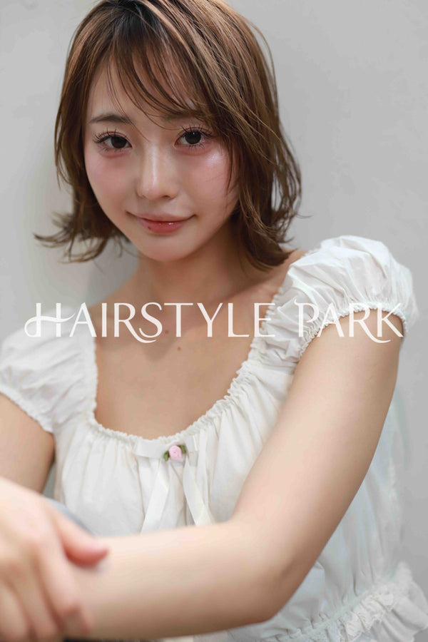 ヘアスタイル写真PhotoNo:515-2 (17) [ミディアム,レディース,ナチュラル,モテ・愛され,カット,カラー,縦型 ]