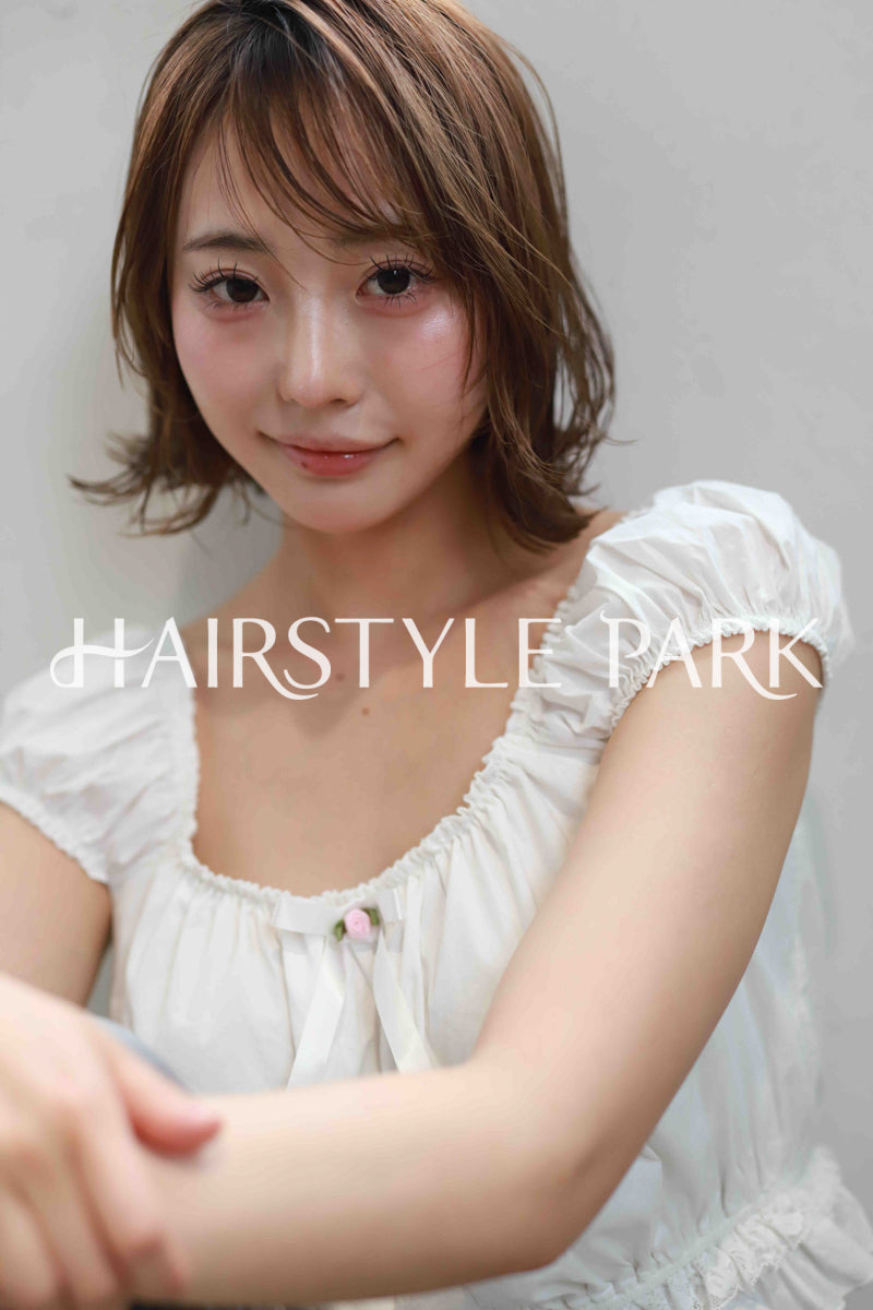 ヘアスタイル写真PhotoNo:515-2 (17) [ミディアム,レディース,ナチュラル,モテ・愛され,カット,カラー,縦型 ]