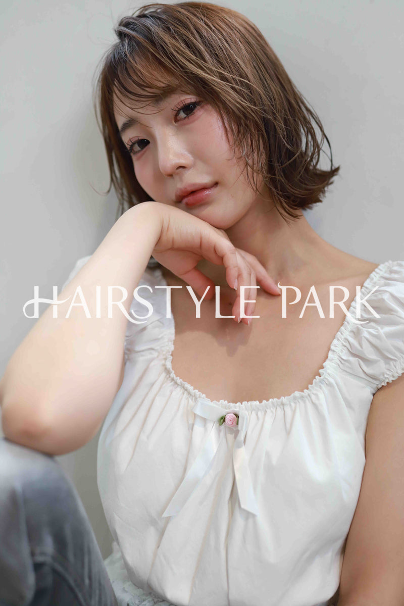 ヘアスタイル写真PhotoNo:515-2 (22) [ミディアム,レディース,ナチュラル,モテ・愛され,カット,カラー,縦型 ]