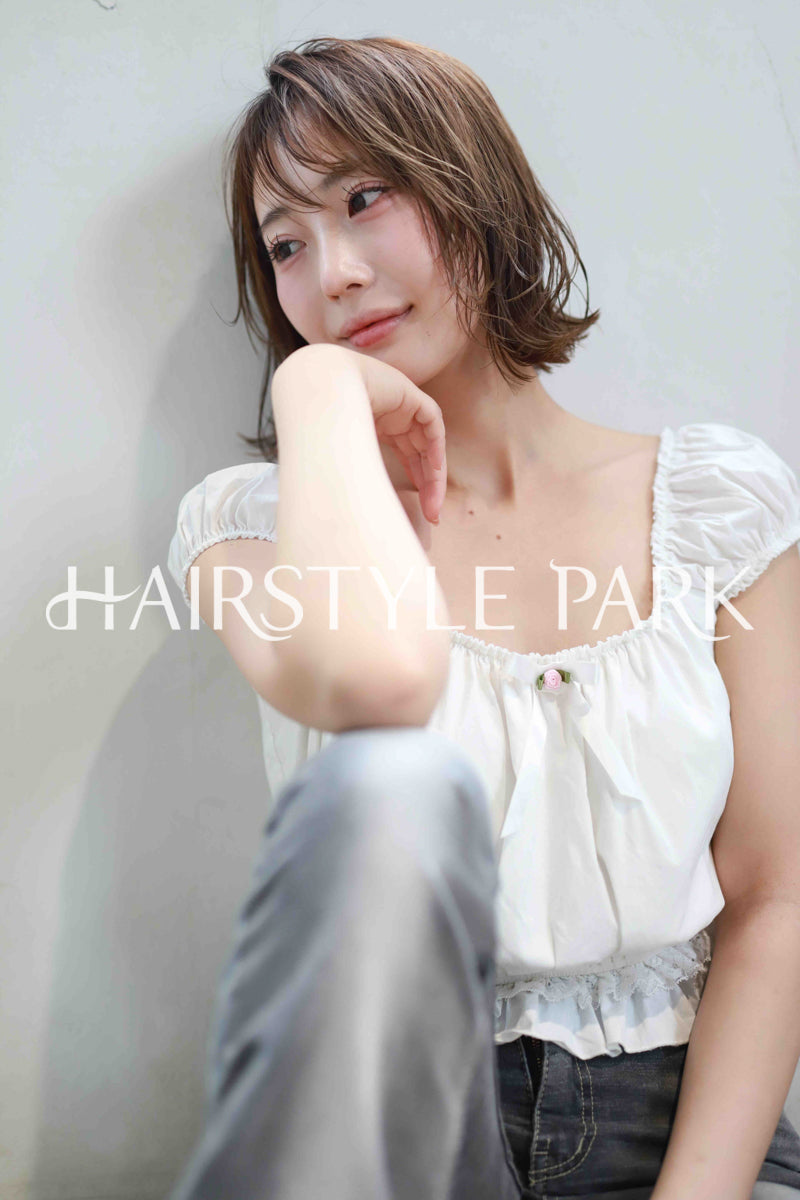 ヘアスタイル写真PhotoNo:515-2 (24) [ミディアム,レディース,ナチュラル,モテ・愛され,カット,カラー,縦型 ]