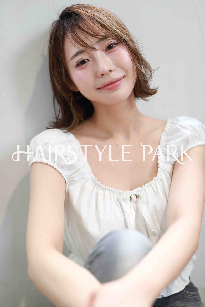 ヘアスタイル写真PhotoNo:515-2 (26) [ミディアム,レディース,ナチュラル,モテ・愛され,カット,カラー,縦型 ]