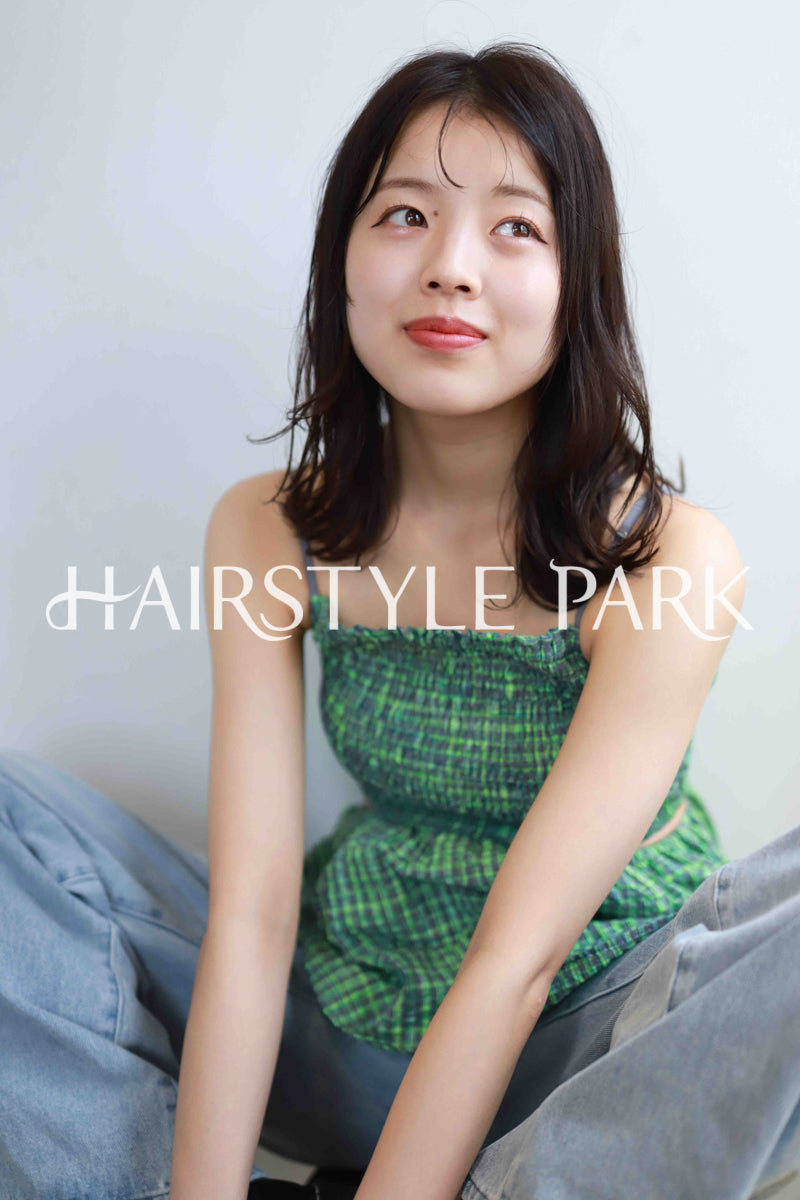ヘアスタイル写真PhotoNo:516-1 (14) [ミディアム,レディース,ナチュラル,カジュアル,カット,カラー,縦型 ]