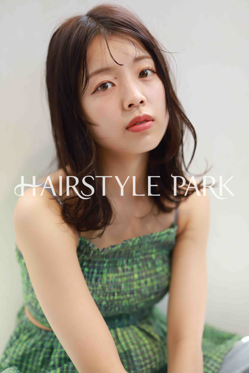 ヘアスタイル写真PhotoNo:516-1 (17) [ミディアム,レディース,ナチュラル,カジュアル,カット,カラー,縦型 ]