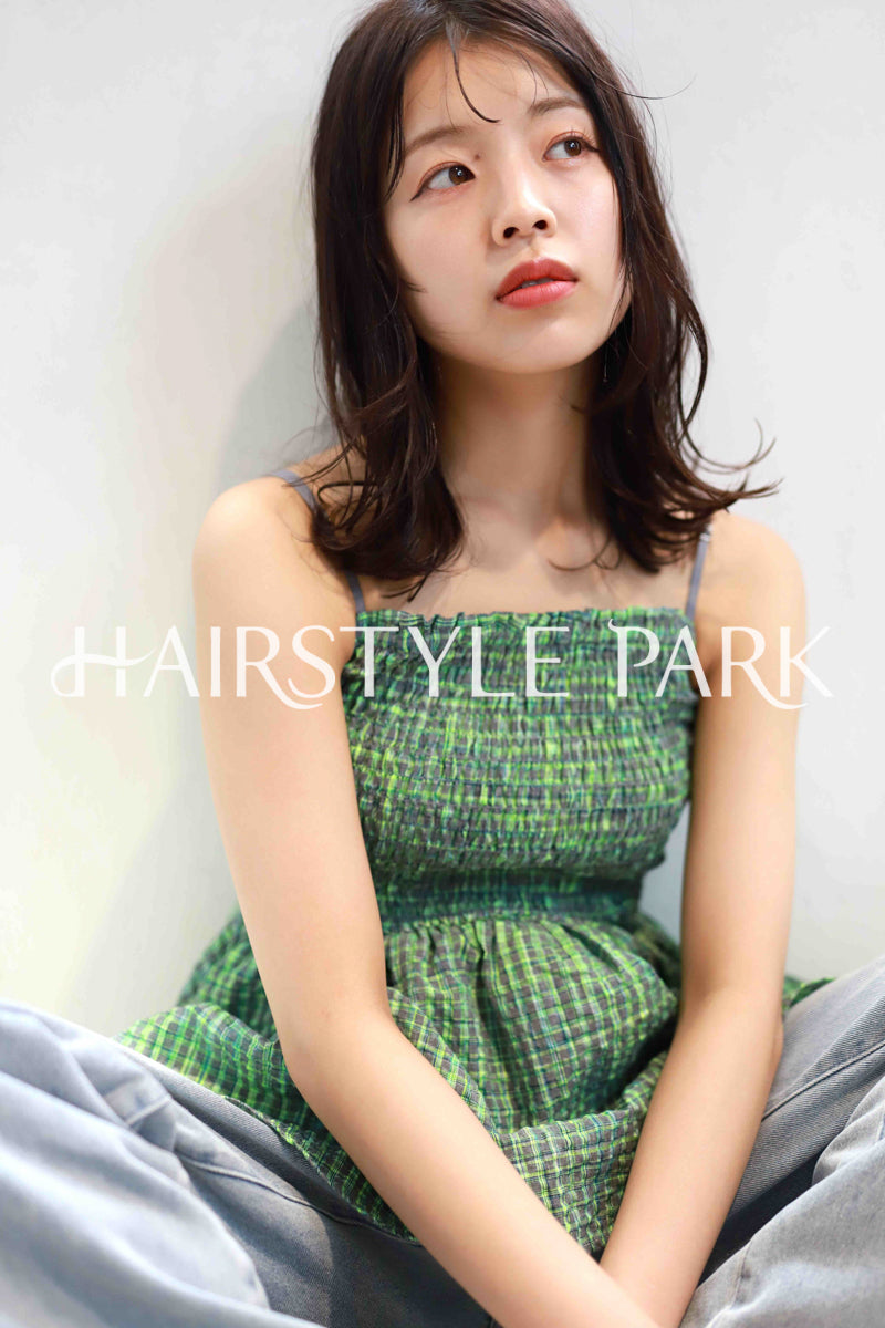 ヘアスタイル写真PhotoNo:516-1 (19) [ミディアム,レディース,ナチュラル,カジュアル,カット,カラー,縦型 ]