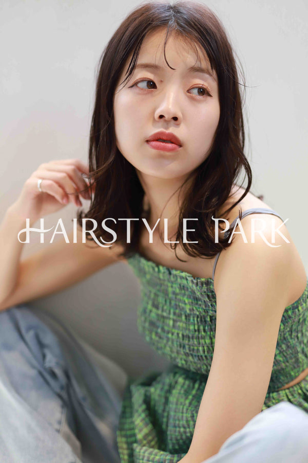 ヘアスタイル写真PhotoNo:516-1 (24) [ミディアム,レディース,ナチュラル,カジュアル,カット,カラー,縦型 ]