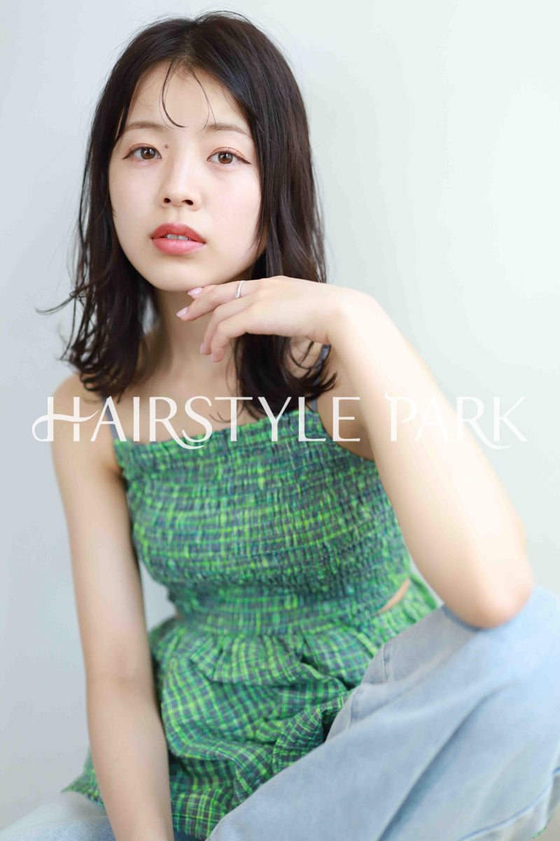 ヘアスタイル写真PhotoNo:516-1 (7) [ミディアム,レディース,ナチュラル,カジュアル,カット,カラー,縦型 ]