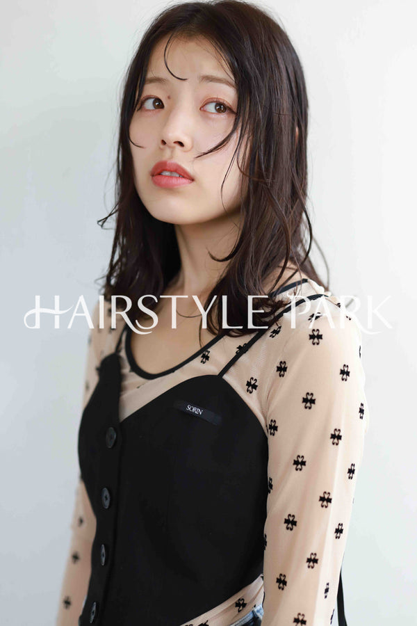 ヘアスタイル写真PhotoNo:516-2 (11) [ミディアム,レディース,ナチュラル,カジュアル,カット,カラー,縦型 ]