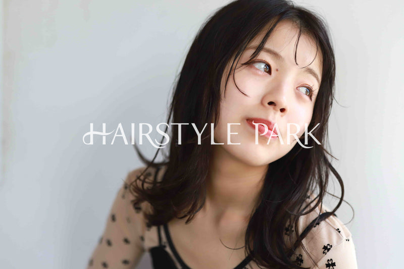 ヘアスタイル写真PhotoNo:516-2 (16) [ミディアム,レディース,ナチュラル,カジュアル,カット,カラー,横型 ]