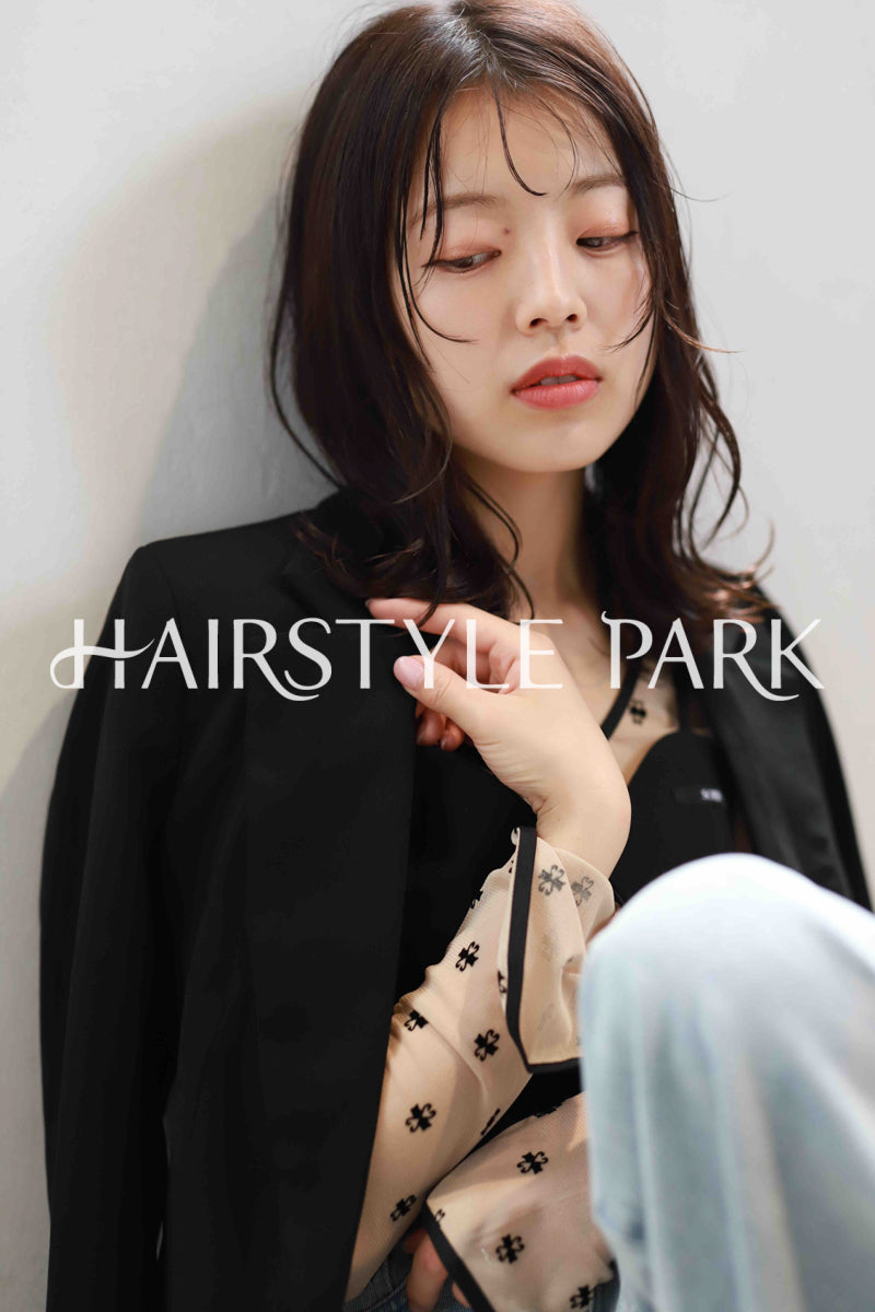 ヘアスタイル写真PhotoNo:517-1 (11) [ミディアム,レディース,ナチュラル,カジュアル,カット,カラー,縦型 ]