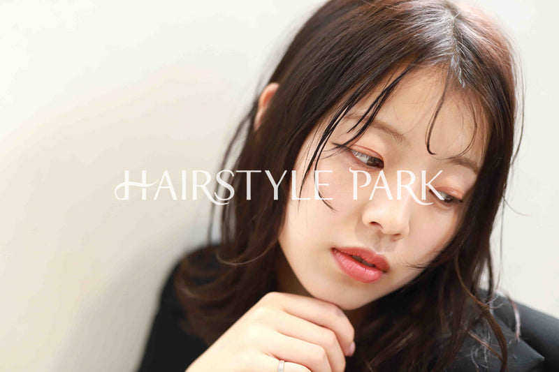 ヘアスタイル写真PhotoNo:517-1 (17) [ミディアム,レディース,ナチュラル,カジュアル,カット,カラー,横型 ]