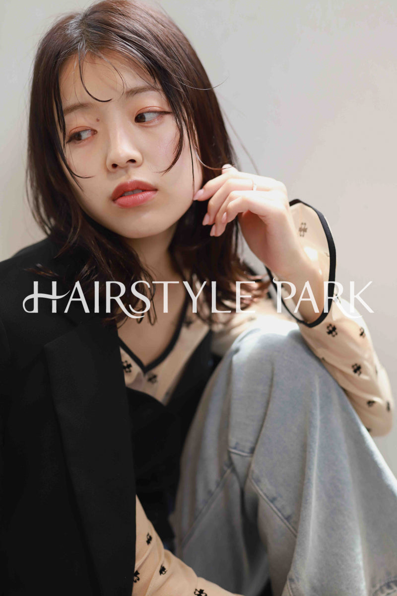 ヘアスタイル写真PhotoNo:517-1 (21) [ミディアム,レディース,ナチュラル,カジュアル,カット,カラー,縦型 ]