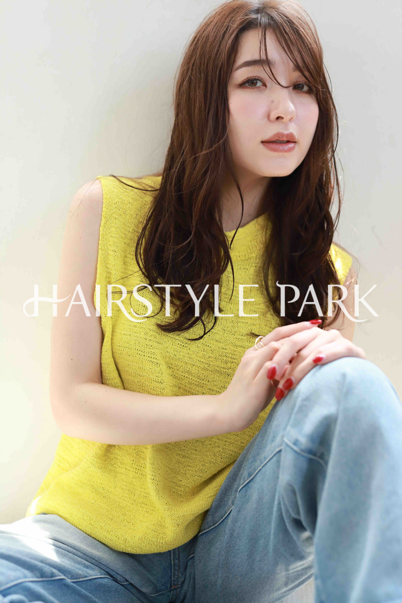 ヘアスタイル写真PhotoNo:519-1 (12) [ロング,レディース,ナチュラル,オフィス / コンサバ,カラー,パーマ,縦型 ]