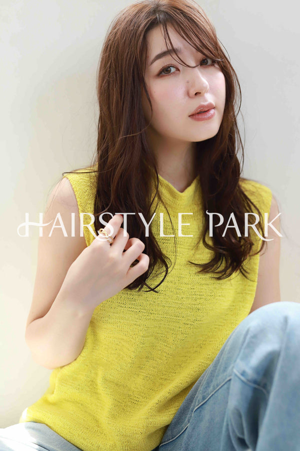 ヘアスタイル写真PhotoNo:519-1 (7) [ロング,レディース,ナチュラル,オフィス / コンサバ,カラー,パーマ,縦型 ]