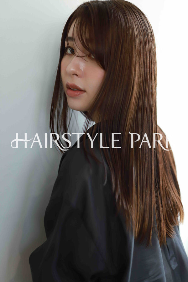 ヘアスタイル写真PhotoNo:519-3 (14) [ロング,レディース,ナチュラル,オフィス / コンサバ,カラー,パーマ,縦型 ]