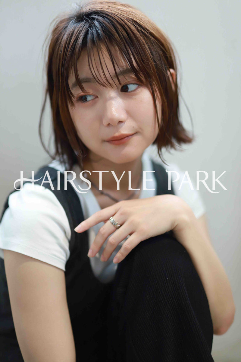 ヘアスタイル写真PhotoNo:520-1 (15) [ミディアム,切りっぱなしボブ,レディース,モテ・愛され,カジュアル,カット,カラー,縦型 ]