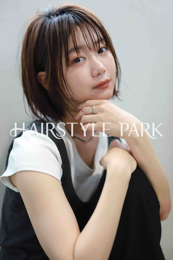 ヘアスタイル写真PhotoNo:520-1 (20) [ミディアム,切りっぱなしボブ,レディース,モテ・愛され,カジュアル,カット,カラー,縦型 ]