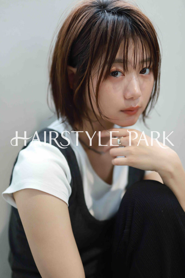 ヘアスタイル写真PhotoNo:520-1 (21) [ミディアム,切りっぱなしボブ,レディース,モテ・愛され,カジュアル,カット,カラー,縦型 ]