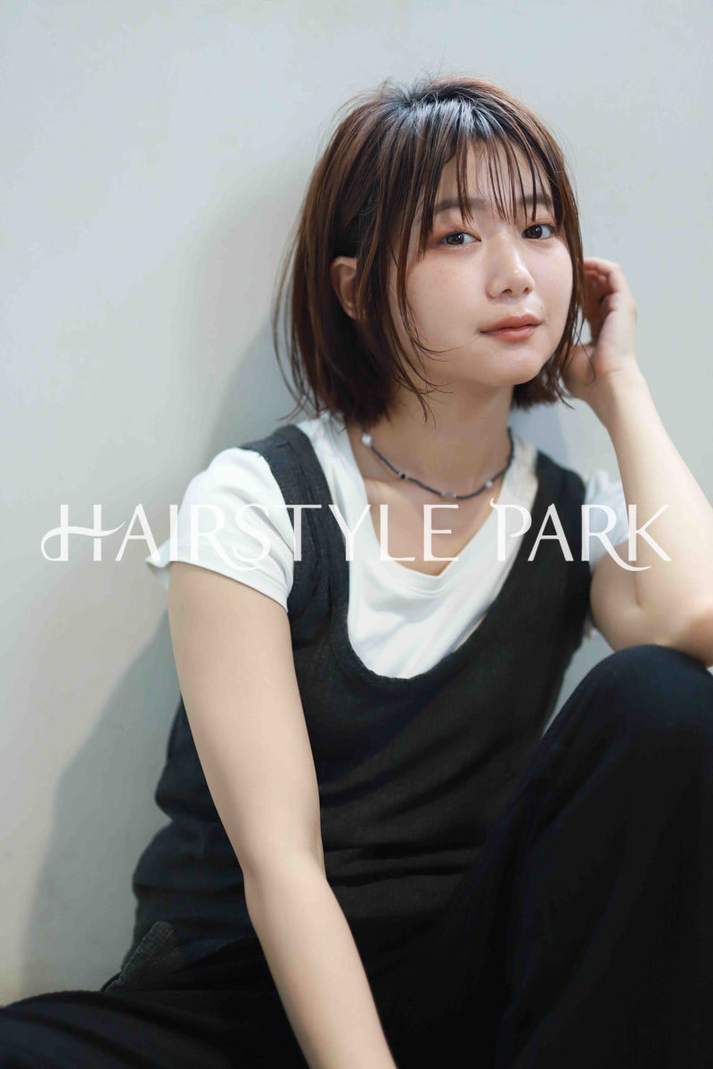 ヘアスタイル写真PhotoNo:520-1 (31) [ミディアム,切りっぱなしボブ,レディース,モテ・愛され,カジュアル,カット,カラー,縦型 ]