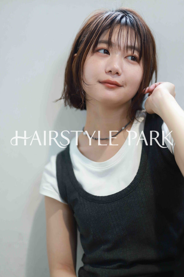 ヘアスタイル写真PhotoNo:520-1 (33) [ミディアム,切りっぱなしボブ,レディース,モテ・愛され,カジュアル,カット,カラー,縦型 ]