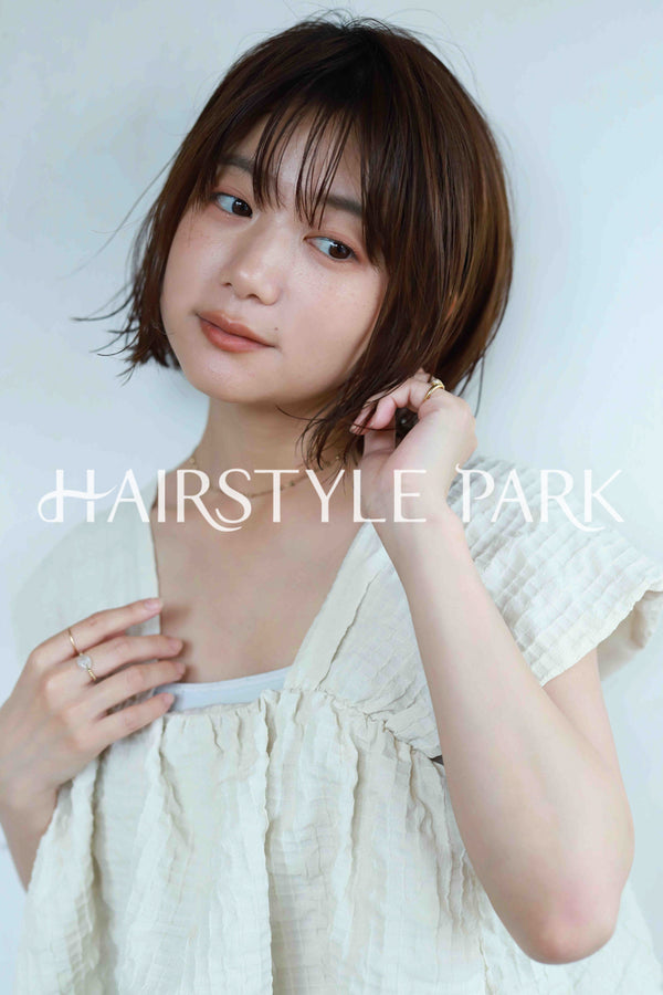 ヘアスタイル写真PhotoNo:520-2 (14) [ミディアム,切りっぱなしボブ,レディース,モテ・愛され,カジュアル,カット,カラー,縦型 ]