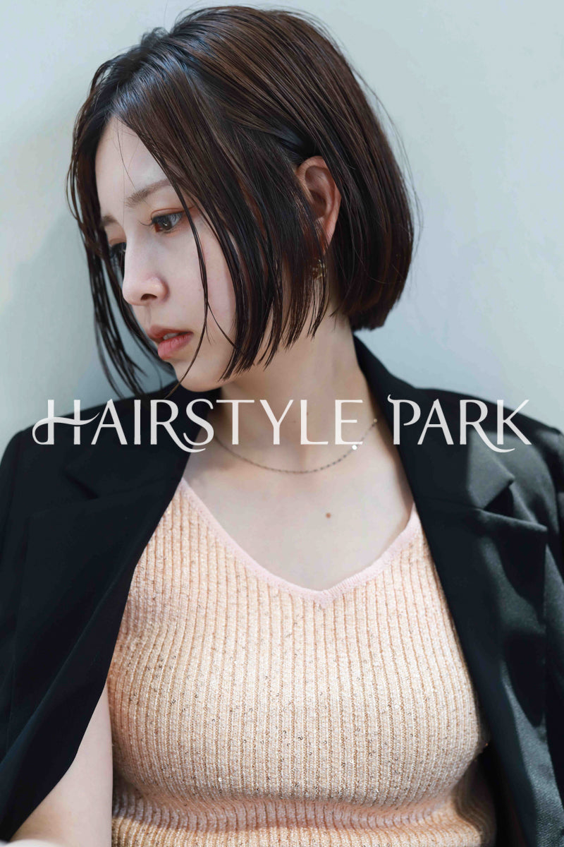ヘアスタイル写真PhotoNo:521-1 (18) [ミディアム,切りっぱなしボブ,レディース,ナチュラル,カジュアル,カット,カラー,縦型 ]