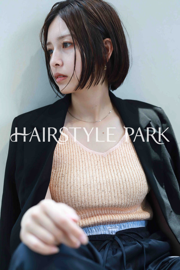 ヘアスタイル写真PhotoNo:521-1 (19) [ミディアム,切りっぱなしボブ,レディース,ナチュラル,カジュアル,カット,カラー,縦型 ]