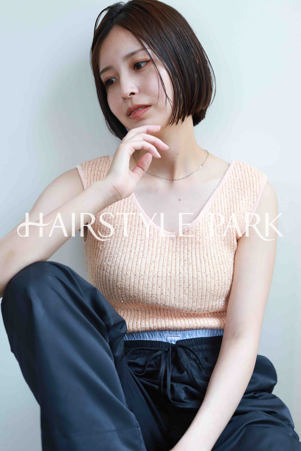 ヘアスタイル写真PhotoNo:521-2 (11) [ミディアム,切りっぱなしボブ,レディース,ナチュラル,カジュアル,カット,カラー,縦型 ]