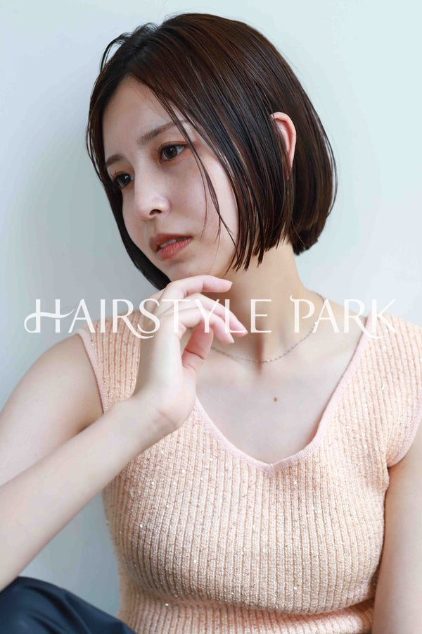 ヘアスタイル写真PhotoNo:521-2 (12) [ミディアム,切りっぱなしボブ,レディース,ナチュラル,カジュアル,カット,カラー,縦型 ]