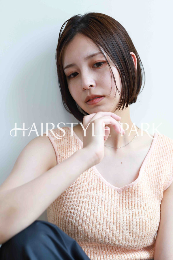 ヘアスタイル写真PhotoNo:521-2 (13) [ミディアム,切りっぱなしボブ,レディース,ナチュラル,カジュアル,カット,カラー,縦型 ]