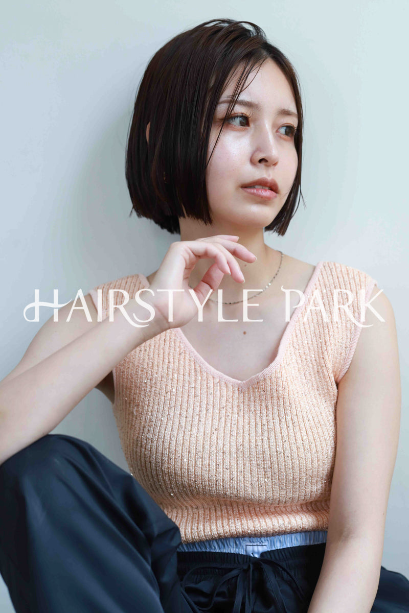 ヘアスタイル写真PhotoNo:521-2 (14) [ミディアム,切りっぱなしボブ,レディース,ナチュラル,カジュアル,カット,カラー,縦型 ]