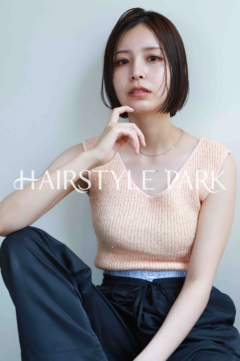 ヘアスタイル写真PhotoNo:521-2 (16) [ミディアム,切りっぱなしボブ,レディース,ナチュラル,カジュアル,カット,カラー,縦型 ]