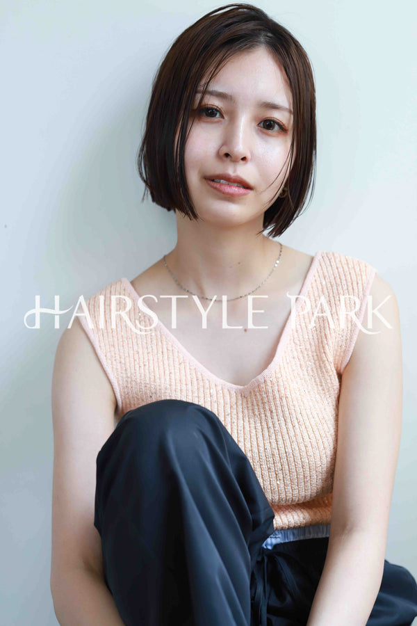 ヘアスタイル写真PhotoNo:521-2 (5) [ミディアム,切りっぱなしボブ,レディース,ナチュラル,カジュアル,カット,カラー,縦型 ]