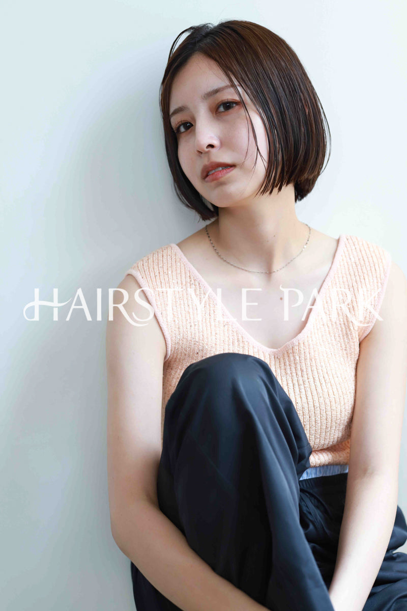 ヘアスタイル写真PhotoNo:521-2 (7) [ミディアム,切りっぱなしボブ,レディース,ナチュラル,カジュアル,カット,カラー,縦型 ]