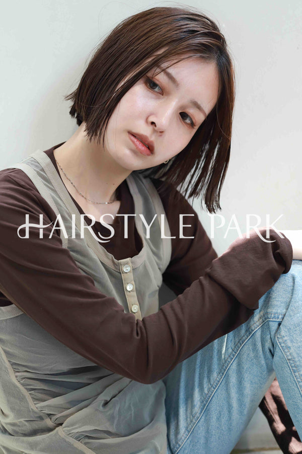 ヘアスタイル写真PhotoNo:521-3 (11) [ミディアム,切りっぱなしボブ,レディース,ナチュラル,カジュアル,カット,カラー,縦型 ]