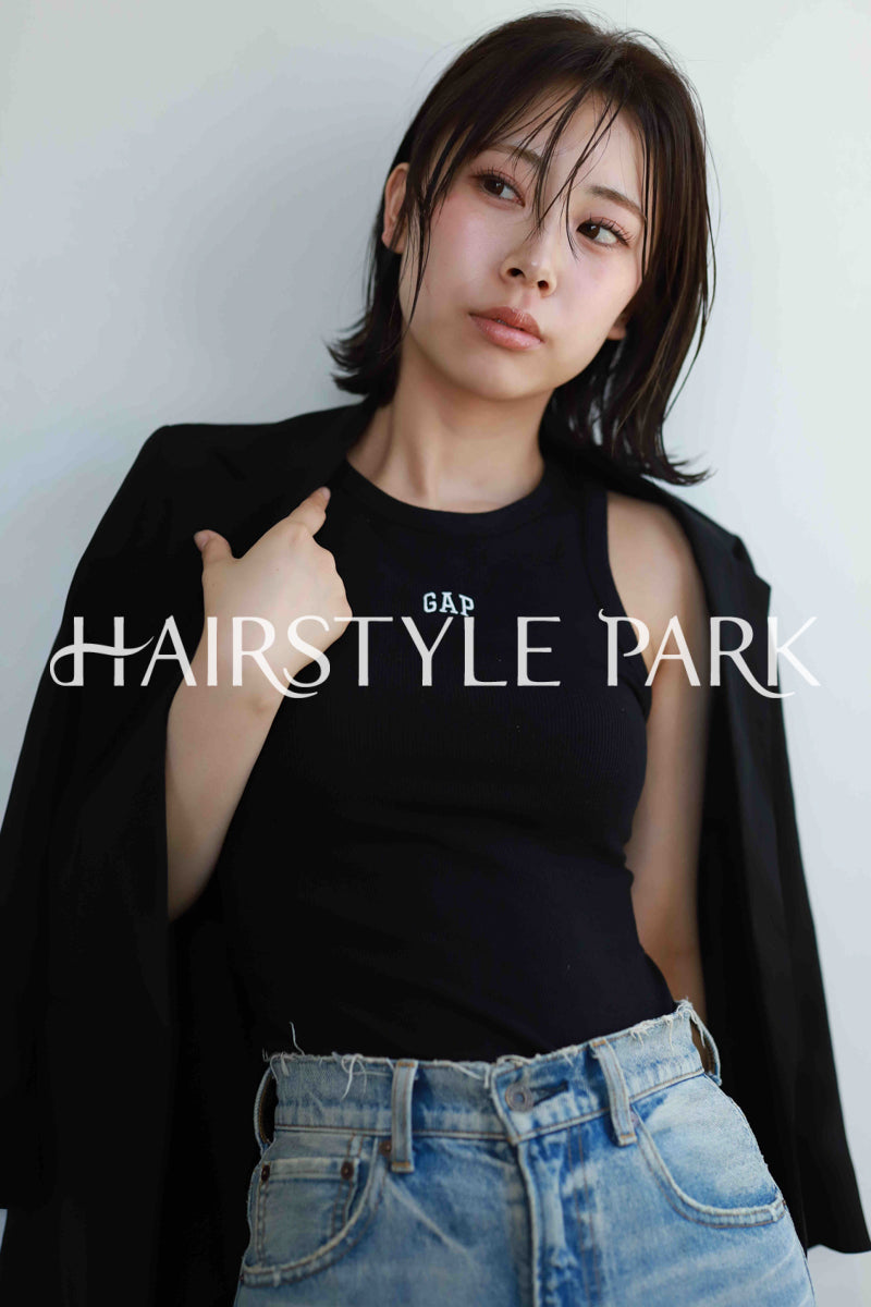 ヘアスタイル写真PhotoNo:523-1 (21) [ミディアム,レディース,ナチュラル,クール / かっこいい,カット,縦型 ]