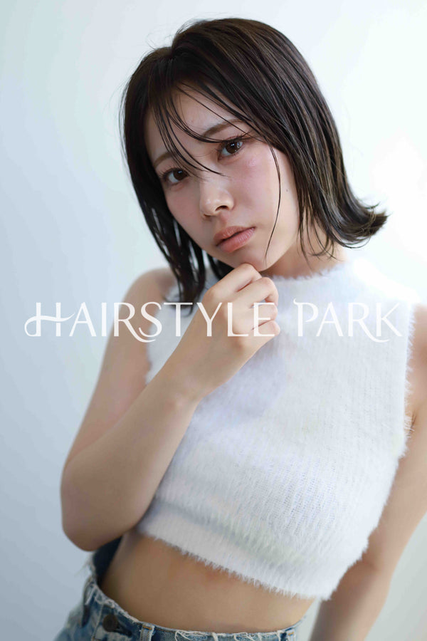 ヘアスタイル写真PhotoNo:532-3 (18) [ミディアム,レディース,ナチュラル,クール / かっこいい,カット,縦型 ]