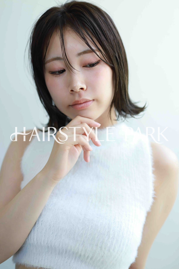 ヘアスタイル写真PhotoNo:532-3 [ミディアム,レディース,ナチュラル,クール / かっこいい,カット,縦型 ]