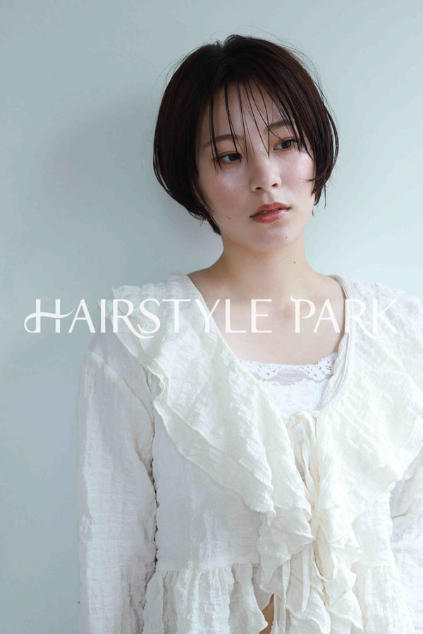 ヘアスタイル写真PhotoNo:534-1 (14) [ミディアム,レディース,オフィス / コンサバ,カジュアル,クール / かっこいい,カット,縦型 ]