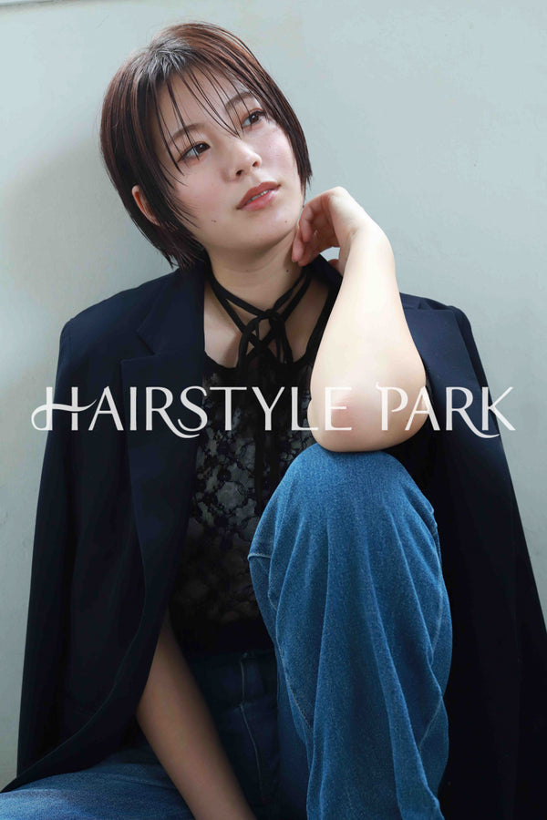 ヘアスタイル写真PhotoNo:534-2 (9) [ミディアム,レディース,オフィス / コンサバ,カジュアル,クール / かっこいい,カット,縦型 ]