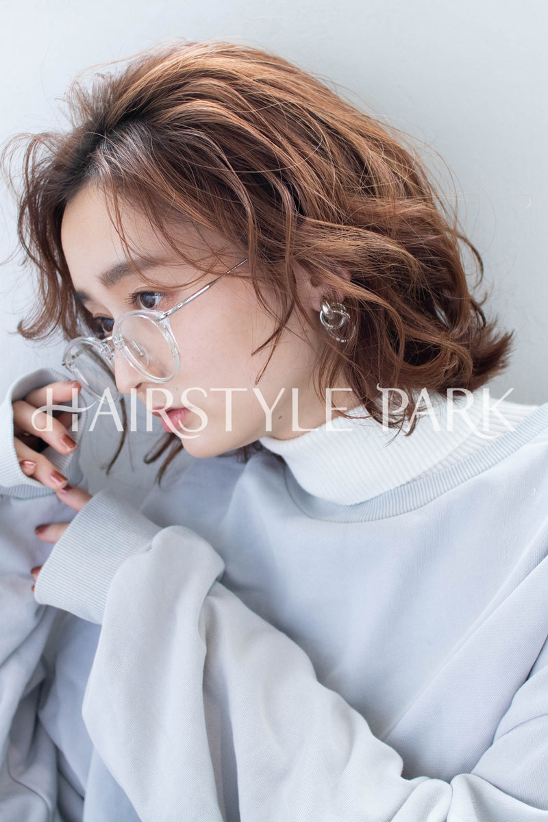 ヘアスタイル写真PhotoNo:113-2 (15) [ショートミディアム,ショートボブ,レイヤーショート,ボックスボブ,レディース,カット, ]