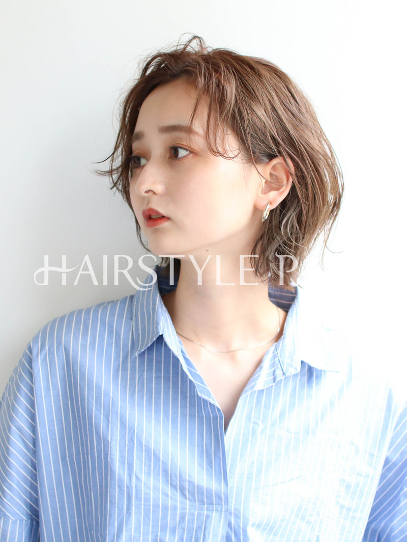 ヘアスタイル写真PhotoNo:113-2 (1) [ショートミディアム,ショートボブ,レイヤーショート,ボックスボブ,レディース,カット, ]