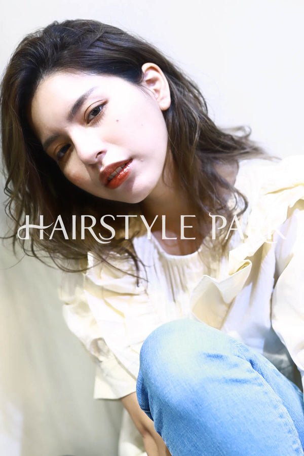 ヘアスタイル写真PhotoNo:146-2 (4) [ミディアム,レイヤーミディアム,レディース,ナチュラル,モテ・愛され,カジュアル,外国人風,カット,カラー, ]