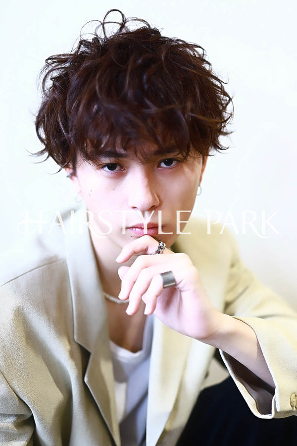 ヘアスタイル写真PhotoNo:147-1 (2)【メンズ】 [ショート,メンズ,モード,カット,カラー,パーマ, ]