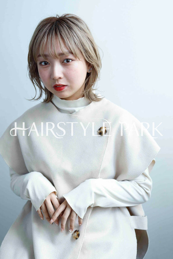 ヘアスタイル写真PhotoNo:229-2 (3) [ミディアム,ショートボブ,切りっぱなしボブ,レディースモテ・愛され,カジュアル外国人風カット,カラー,ダブルカラー,切りっぱなし,くびれヘア, ]