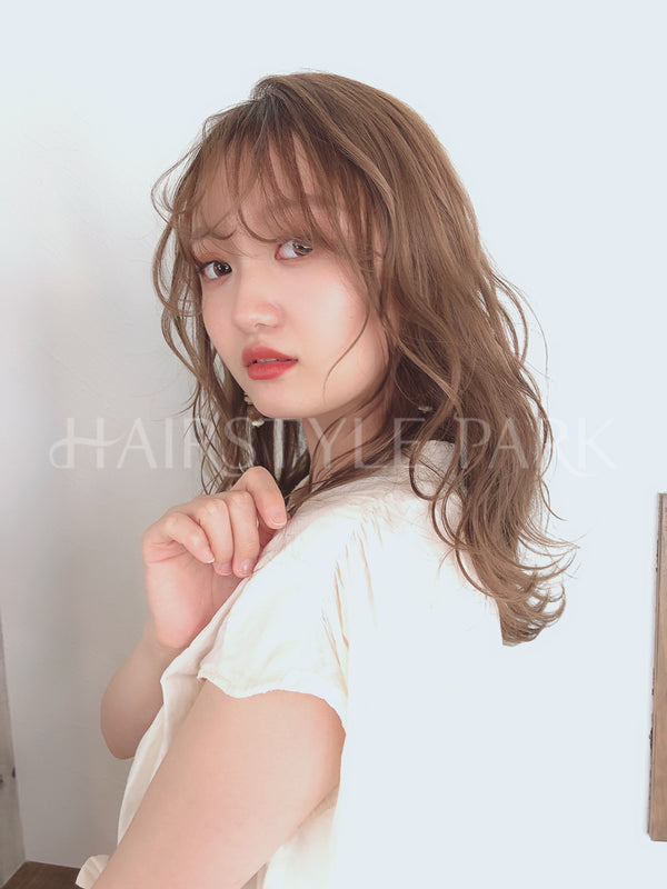 ヘアスタイル写真PhotoNo:23-2 (11)[ミディアム,レディース,ナチュラル,カット,カラー,パーマ]