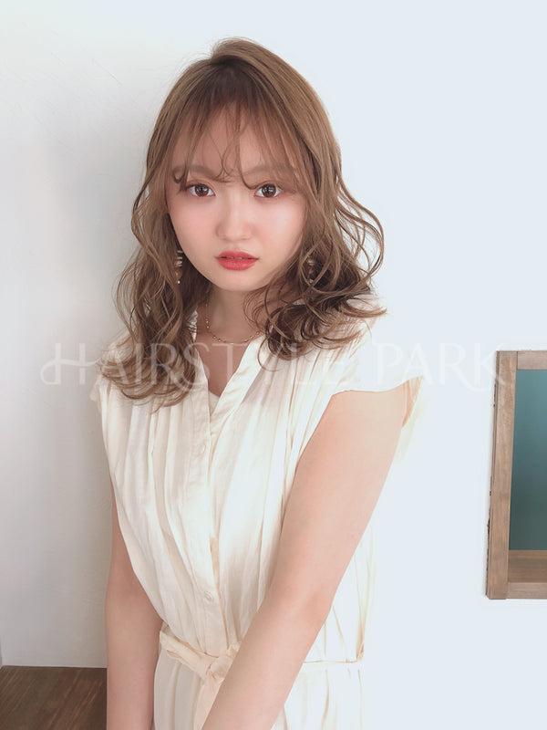 ヘアスタイル写真PhotoNo:23-2 (3)[ミディアム,レディース,ナチュラル,カット,カラー,パーマ]