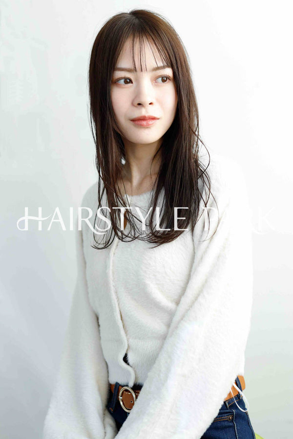 ヘアスタイル写真PhotoNo:232-1 (15) [ロングレイヤーロングレディース,ナチュラルオフィス / コンサバ,モテ・愛され,カット,ストレートパーマ ]