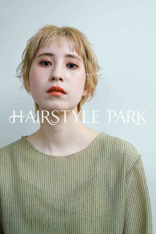ヘアスタイル写真PhotoNo:233-1 (2) [ショートベリーショートショートウルフレディース,カジュアル外国人風カット,カラー,ダブルカラー, ]